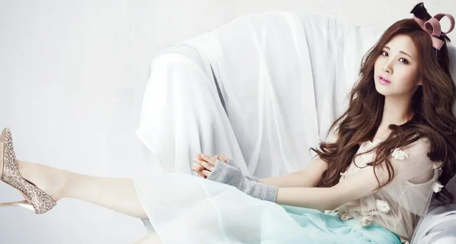 Seohyun `Girls Generation` (Nate)