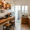 9 Desain Dapur Sederhana untuk yang Suka Ngopi di Rumah, Hangat dan Estetik