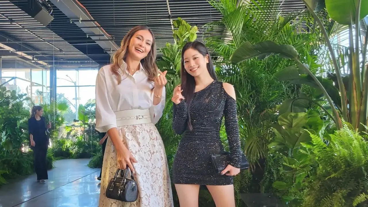 Luna Maya dan Dahyun TWICE