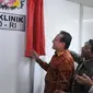 Ketua DPD RI Irman Gusman meresmikan Poliklinik DPD RI di Gedung DPD RI, Senayan, Jakarta, Kamis (22/01/2015). (Liputan6.com/Andrian M Tunay)