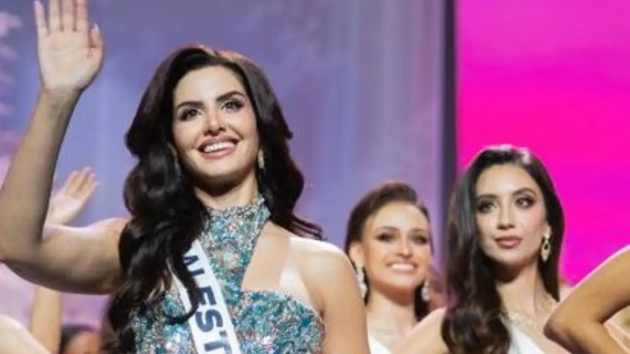 Miss Israel memberikan tatapan sinis ke Miss Palestine