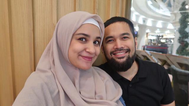 [Fimela] Teuku Wisnu dan Shireen Sungkar