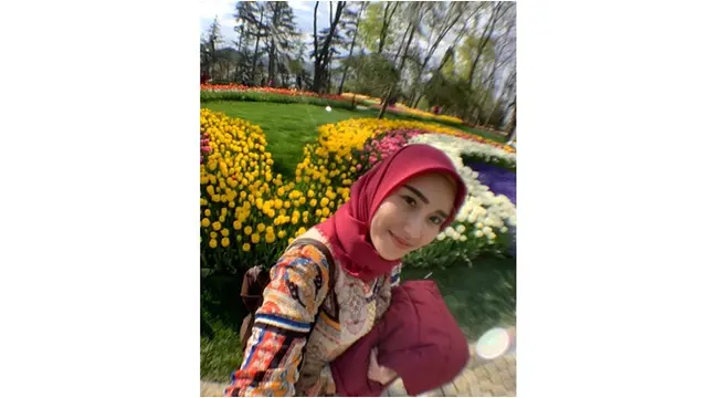 7 Seleb Cantik Ini Tampil Berhijab Saat Bulan Ramadan, Bikin Pangling