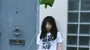 Taeyeon membagikan sederet foto di media sosialnya untuk mini album terbarunya. Yang mencuri perhatian ketika ia mengenakan underwear pada salah satu outfit konsep albumnya. [@taeyeon_ss]