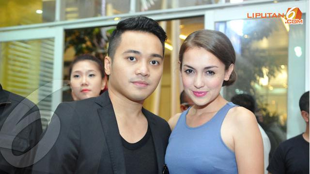 Rianti Cartwright dan Cas Alfonso