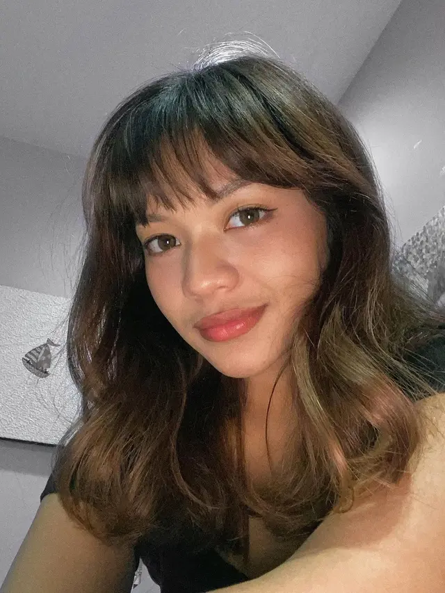 7 Potret Amel Carla Tanpa Makeup, Banjir Pujian