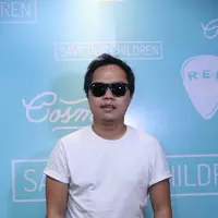 Sejak usianya 19 tahun, Sandhy Sandoro tinggal di Jerman. Sebagai bentuk kecintaannya pada Jerman, ia menggarap single berjudul ‘Berlin, Berlin (Ick Lieb Dir So Sehr I)’ atau ‘Berlin, Berlin (I Love You So Much)’. (Nurwahyunan/Bintang.com)