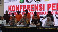 Sebanyak empat WNA, ditangkap Polres Bandara Soekarno-Hatta, lantaran terlibat dalam sindikat internasional produsen dan pengedar cairian rokok elektronik atau liquid vape yang diduga mengandung narkoba jenis etomidate (Istimewa)
