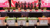 KPU DKI Jakarta resmi menggelar rapat rekapitulasi penghitungan perolehan suara di tingkat Provinsi. (Liputan6/Angga Yuniar)