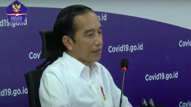 Presiden Jokowi saat memberi pengarahan kepada jajarannya di Graha BNPB, Jakarta. (Istimewa)