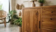 Tips Desain Interior untuk Kabinet Kayu Alami yang Estetik & Tahan Lama, Klasik dan Fungsional