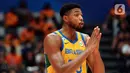 Pemain timnas basket Brasil, Bruno Caboclo saat melawan Spanyol pada penyisihan Grup G FIBA World Cup 2023 di Indonesia Arena, Gelora Bung Karno, Jakarta, Senin (28/8/2023). (Liputan6.com/Helmi Fithriansyah)