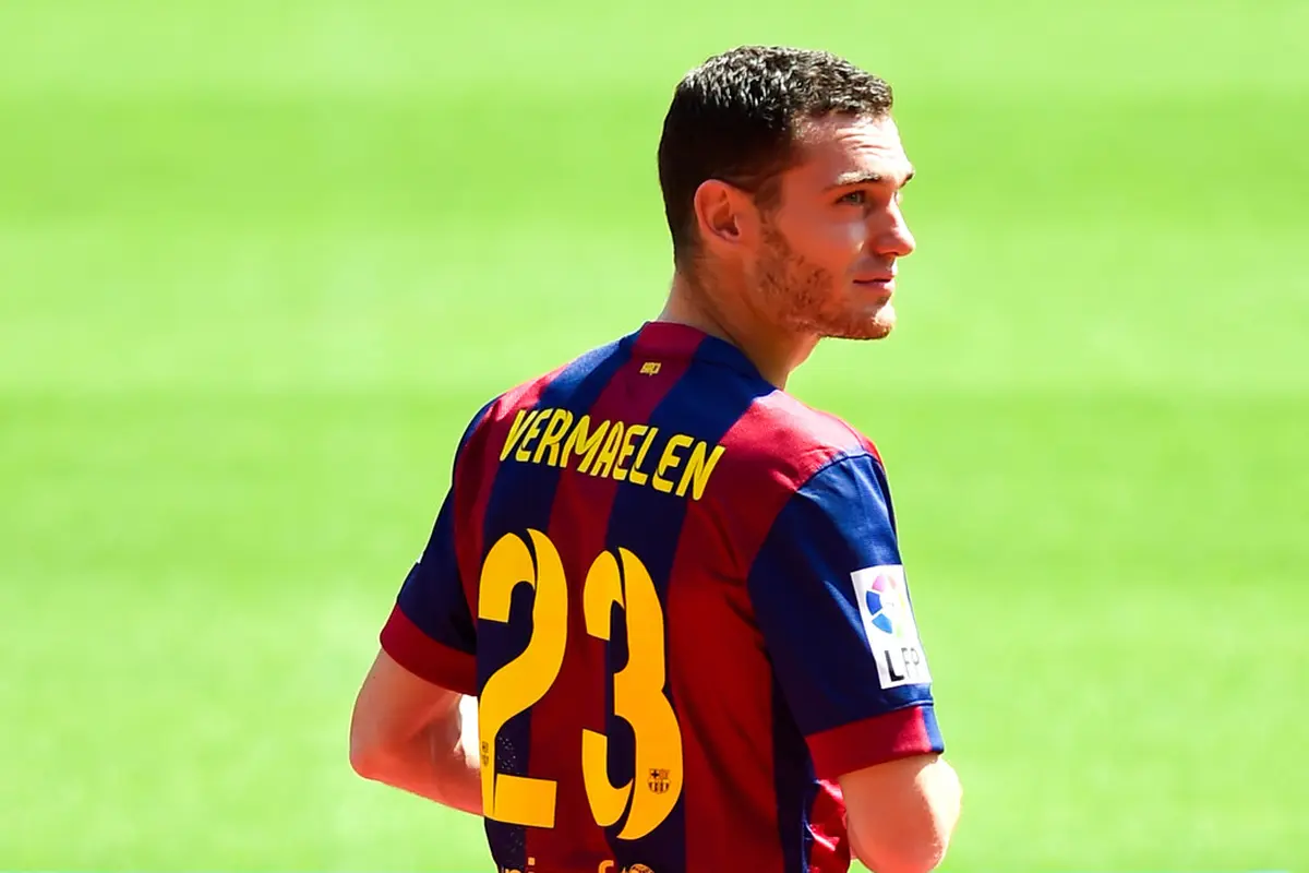 Pelatih Barcelona Girang Vermaelen Telah Pulih