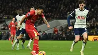Gelandang Liverpool asal Kolombia Luis Diaz mencetak gol keenamnya pada pertandingan sepak bola Liga Premier Inggris antara Tottenham Hotspur dan Liverpool di Stadion Tottenham Hotspur di London, pada 22 Desember 2024.Glyn KIRK/AFP