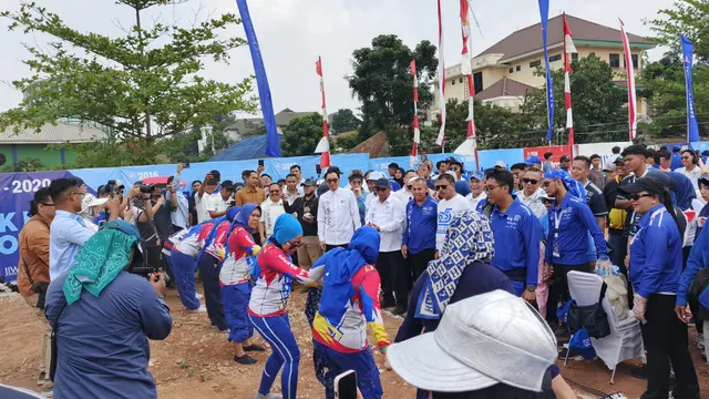 Partai Demokrat menggelar sejumlah kegiatan dan rangka merayakan HUT ke-81 Kemerdekaan RI sekaligus rangkaian menuju HUT ke-25 Partai Demokrat. (Liputan6.com/Dimas)