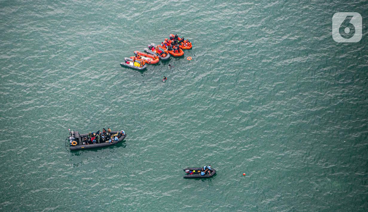 FOTO Pantauan Udara  Proses Pencarian Pesawat  Sriwijaya 