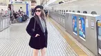 Selama liburan di Jepang, Momo Geisha selalu terlihat happy. Terbukti, hampir di setiap foto yang dia unggah, wajah Momo selalu tampak mengumbar senyuman. Momo terlihat bahagia bisa menikmati waktu rehatnya dengan liburan menyenangkan di Jepang.(Liputan6.com/IG/@therealmomogeisha)