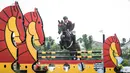Atlet berkuda tim Almor Stable, Muhamad Zaki beraksi pada nomor Show Jumping 105 cm saat ajang Solidarity Equestrian Challange 2022 yang berlangsung di Jakarta International Equestrian Park, Jakarta Timur, Minggu (30/01/2022). (Bola.com/Bagaskara Lazuardi)