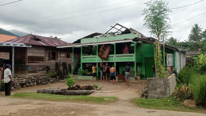 Puting Beliung Terjang Permukiman Lampung, Atap Rumah Warga Porak-poranda