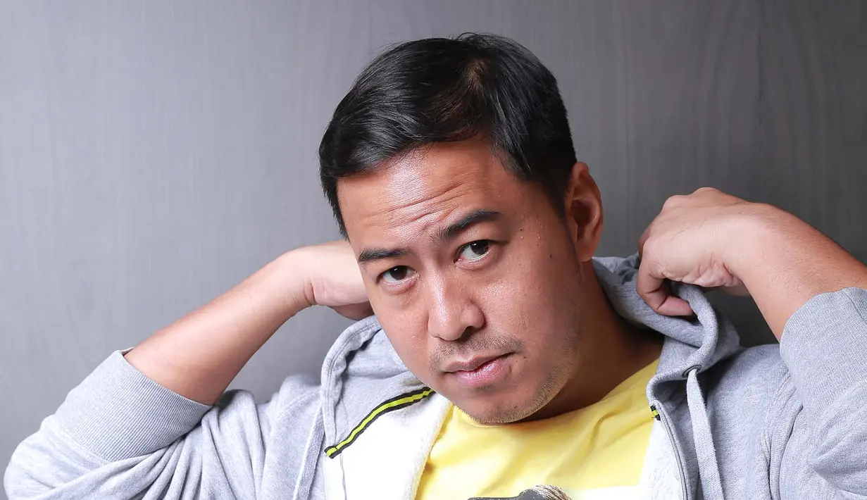 Pandji mengatakan film Single ini adalah film terbaik garapan Raditya Dika. Selain Chandra Liow, Elvira Devinamira dan Annisa Rawles, tak ketinggalan Babe Cabita. (Galih W. Satria/Bintang.com)