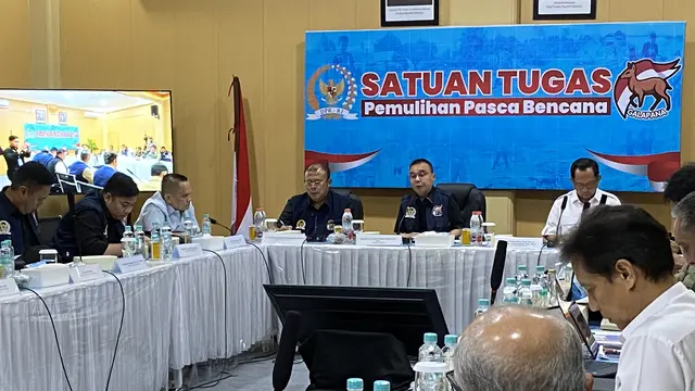 Rapat koordinasi Satgas Pemulihan Bencana Sumatera DPR dan pemerintah digelar di Banda Aceh, Aceh, Sabtu (10/1/2026).