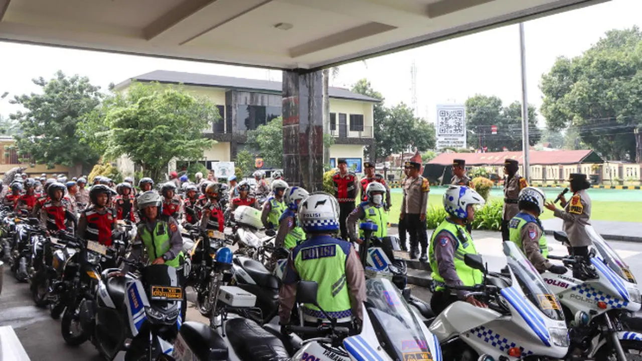 Tim Urai Polresta Cirebon Kawal Kelancaran Arus Mudik Lebaran 2025 di Jalur Pantura Hingga Tol