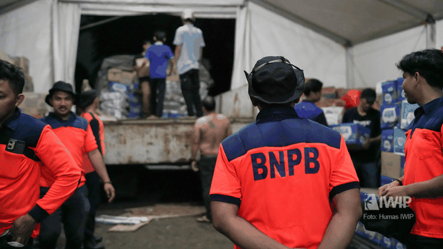 IWIP Bantu Korban Banjir dan Longsor di Aceh, Sumbar, dan Sumut