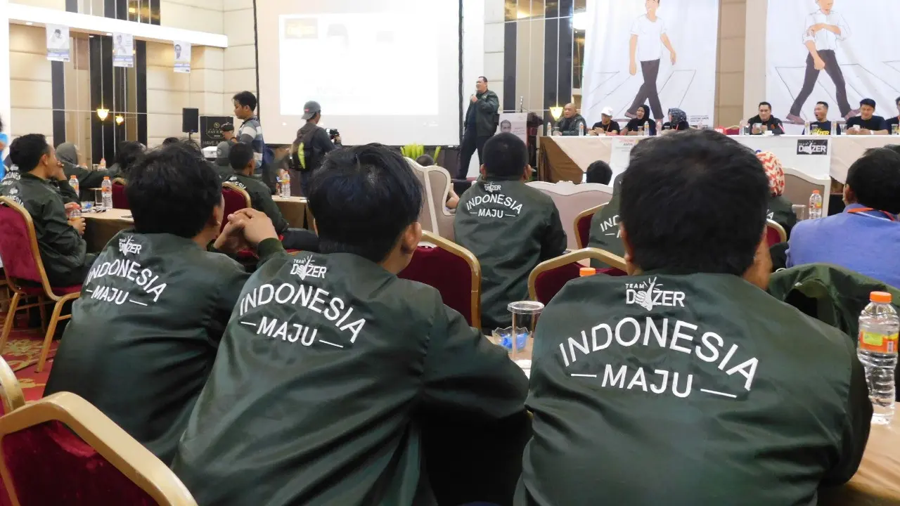 Relawan pasangan nomor urut 01 Joko Widodo-Ma'ruf Amin mengklaim telah memikat hati massa mengambang (swing voters) di Jawa Barat.