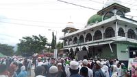 Guru Tua merupakan panggilan bagi Habib Idrus bin Salim Aljufri yang mendirikan ormas Islam ternama. (Liputan6.com/Apriawan)