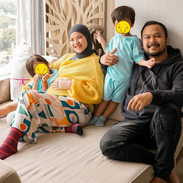 Melahirkan Anak Ketiga, Ini 7 Potret Perjalanan Kehamilan Marsha Natika