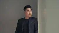 Michel Benhard Cerita Tentang Perselingkuhan di Lagu Aku Rela