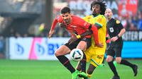 MU incar striker Prancis, Martin Terrier (AFP)