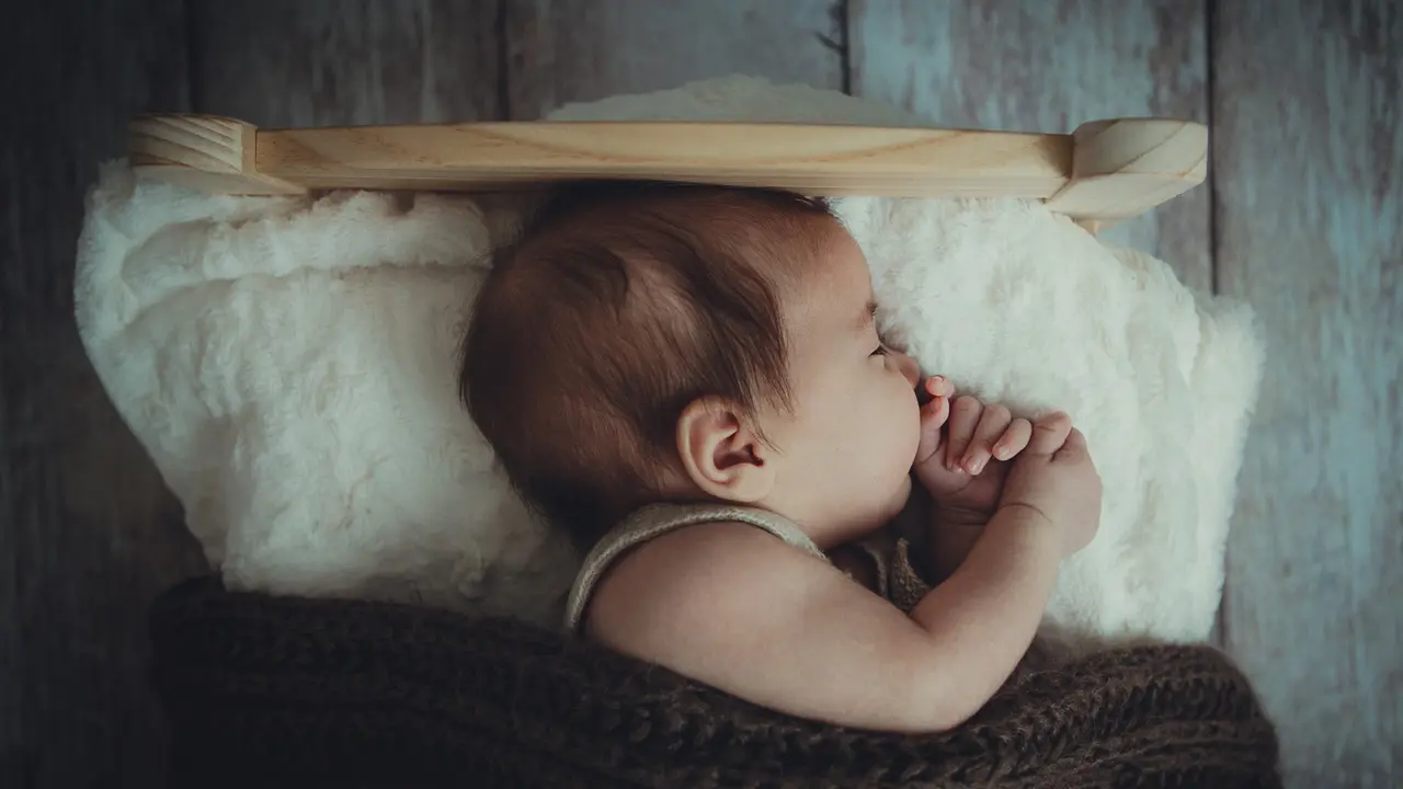 bayi tidur