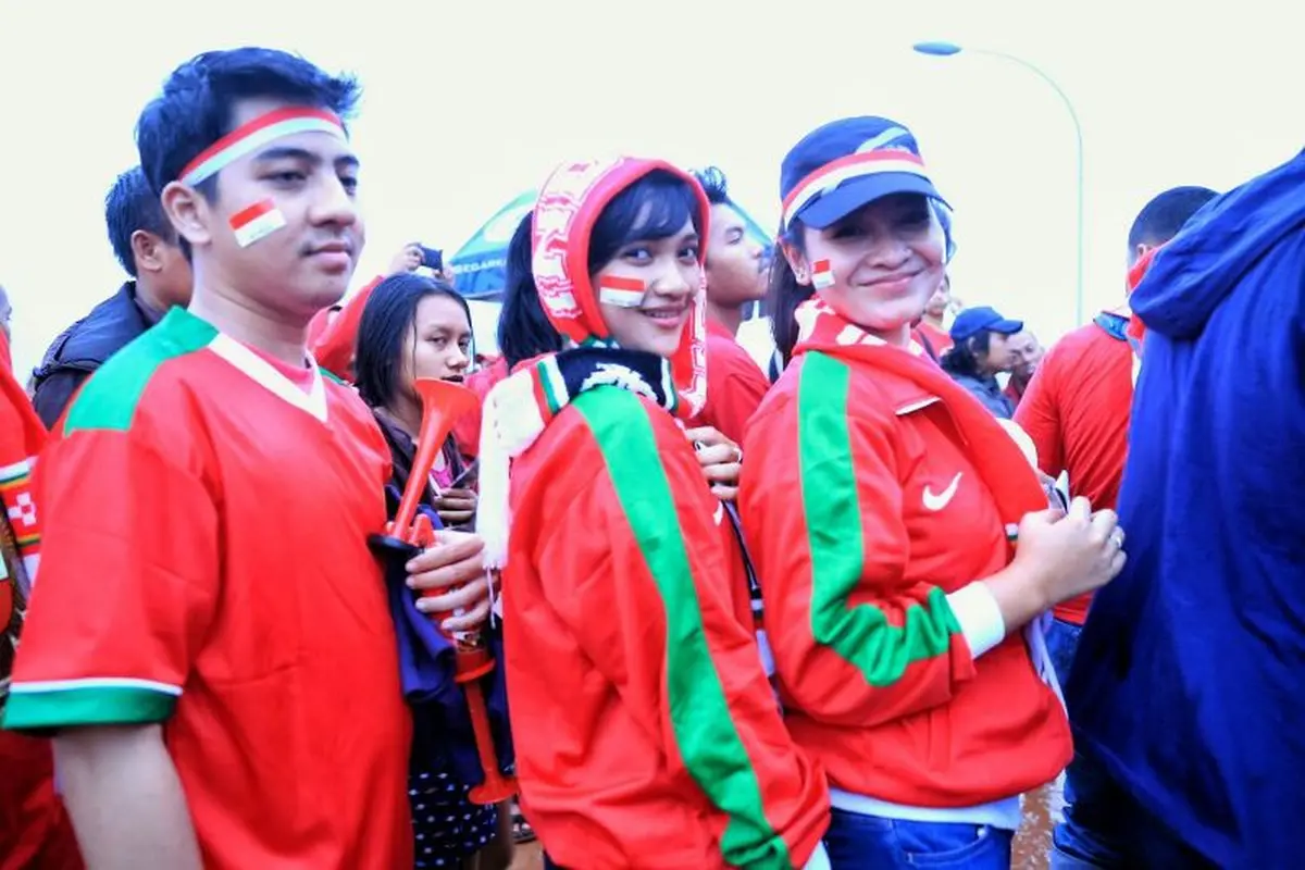 [Bintang] Suporter Timnas Indonesia