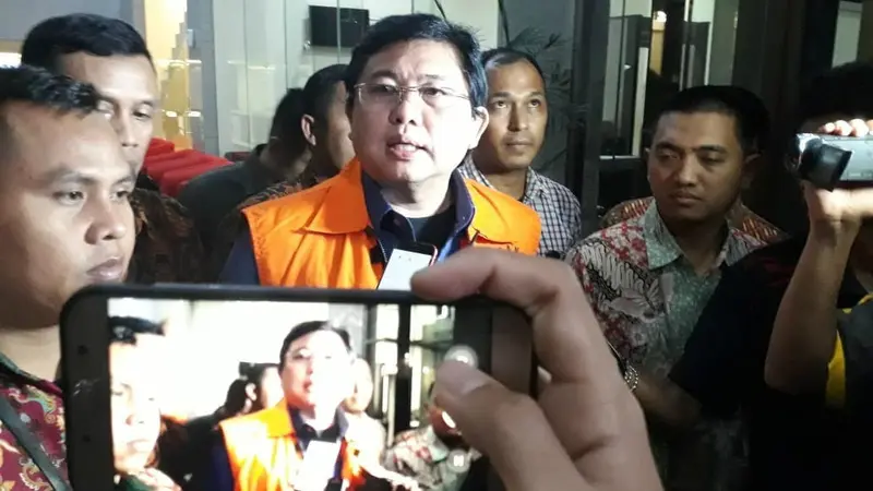 KPK menahan Lucas, pengacara mantan petinggi Lippo Group Eddy Sindoro.