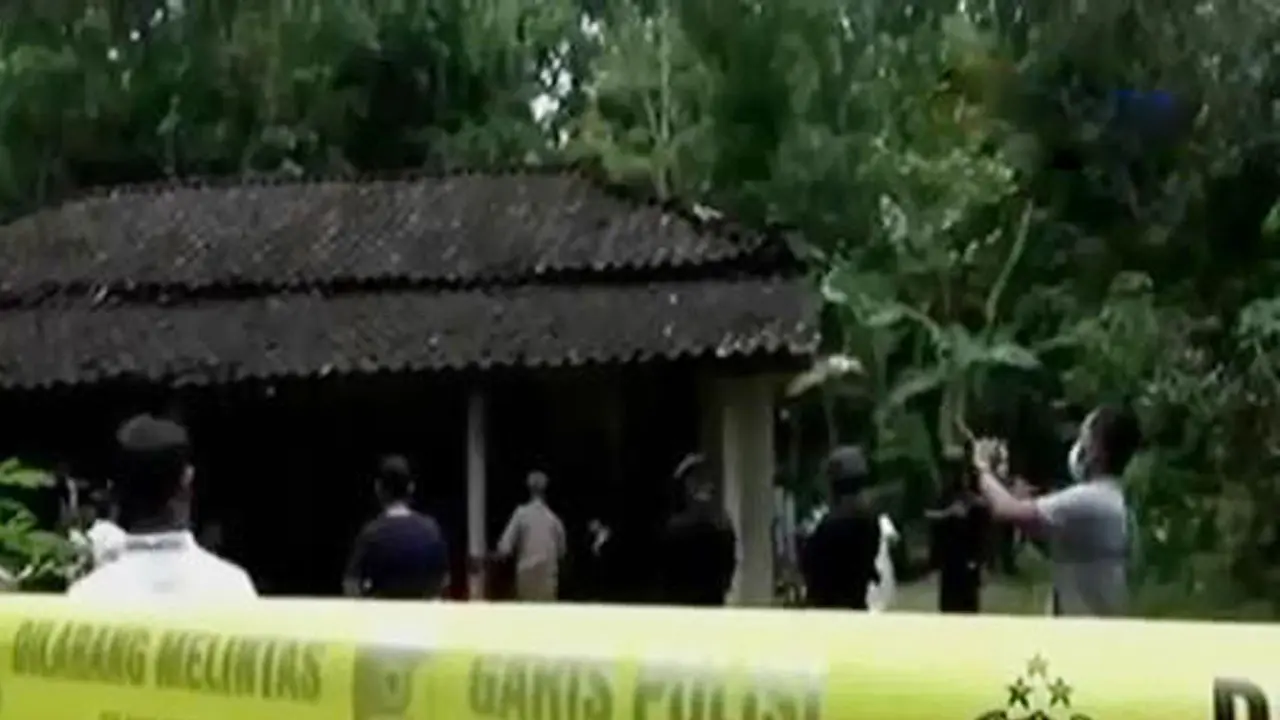 Densus 88 Geledah Rumah Terduga Teroris di Karanganyar