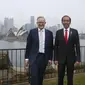 Selain bertemu para pemimpin perusahaan Australia, Presiden Jokowi memiliki agenda kegiatan cukup padat sepanjang Selasa termasuk menyambangi kediaman Gubernur Jenderal Australia David Hurley serta menghadiri rangkaian Pertemuan Tahunan Ke-8 Pemimpin Indonesia-Australia bersama Perdana Menteri Australia Anthony Albanese. (Lisa Maree Williams/Pool Photo via AP)