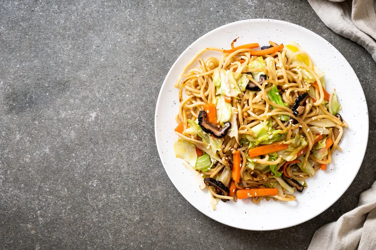 Mie goreng kubis