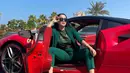 Di balik gaya kecenya ini, Isa Zega justru mengungkapkan kisah lawasnya dengan Rizky Billar. Mami Isa bahkan menyebut sifat Rizky Billar dulu dan sekarang sama saja. (Liputan6.com/IG/@zega_real).