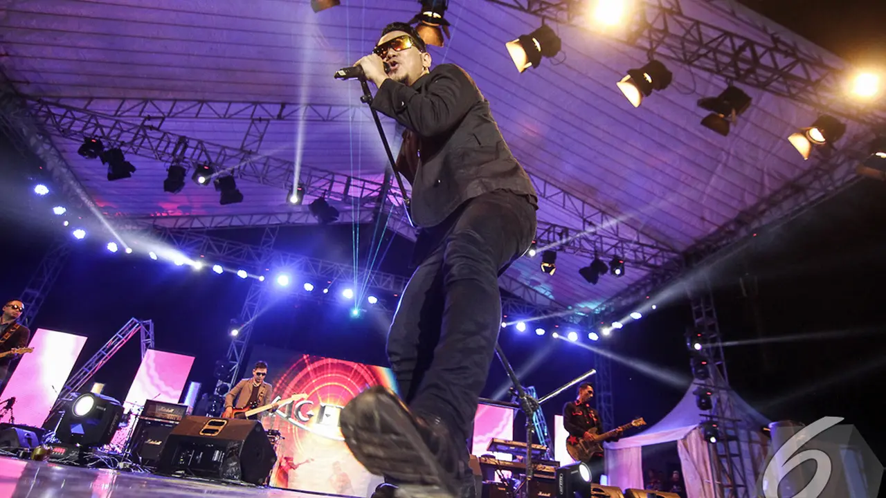 Vagetoz saat beraksi di Jakarta Musik Festival. Foto diambil pada Minggu (30/11/2014).
