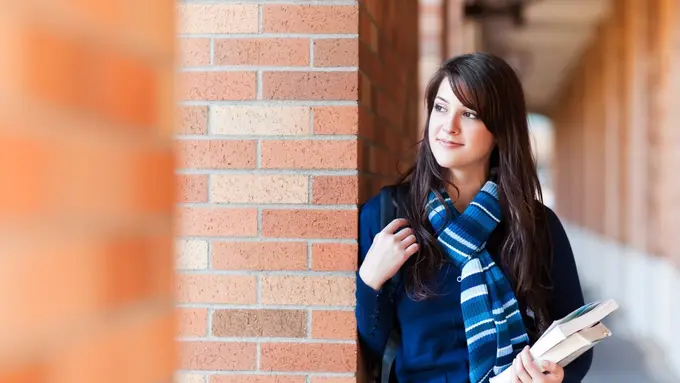 Tipe Senior di Kampus yang Gebet-able