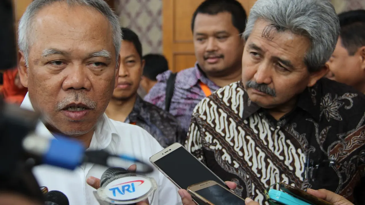Menteri PUPR Basuki Hadimuljono menyampaikan ungkapan duka cita atas berpulangnya Wakil Menteri Pekerjaan Umum (PU) periode 2009-2014 Hermanto Dardak. (Dok Kementerian PUPR)