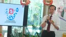 Dokter spesialis syaraf, Andreas Harry, dr. Sp S(K) memberi materi saat seminar water dancing perfomance, dan akuarobik trial di kawasan Pejaten, Jakarta, Sabtu (11/11). (Liputan6.com/Helmi Afandi)