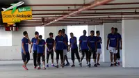 Live: Jelang Play-off MSL, RD Melatih T-Team di Tempat Parkir