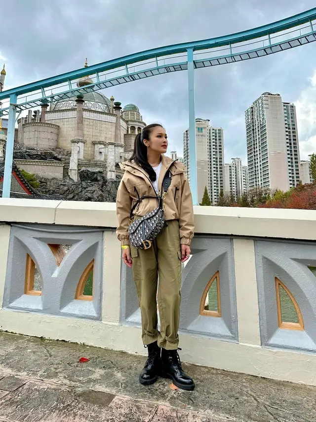6 Potret Sandra Dewi yang Hobi Traveling ke Luar Negeri, Tahun 2024 Absen