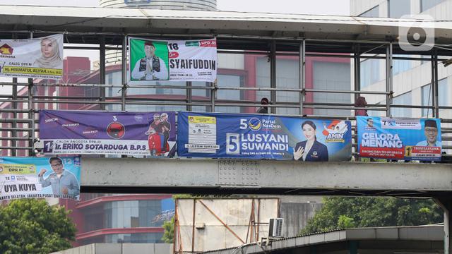 Alat peraga kampanye (APK)