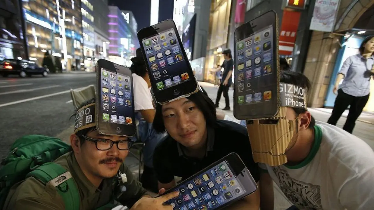 Konsumen Jepang Masih Tergila-gila iPhone