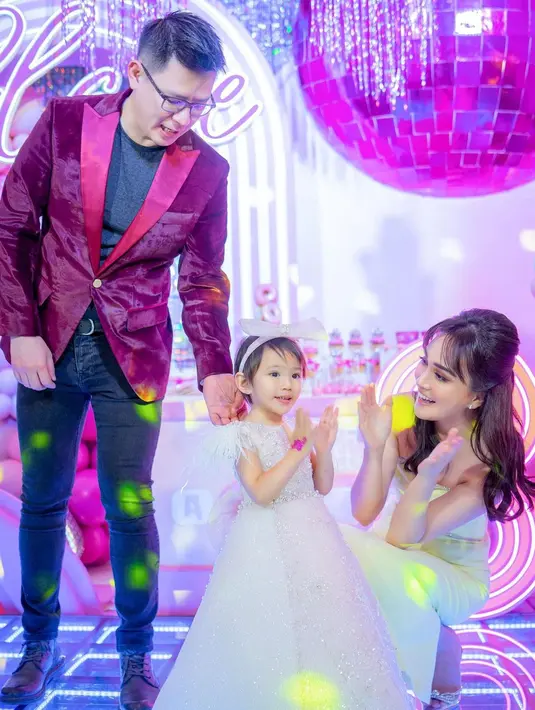 [Instagram/shandyaulia]