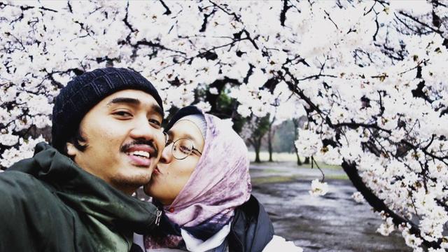 Potret harmonis Duta Sheila on 7 dan sang istri. (credit:instagram.com/pakduta)