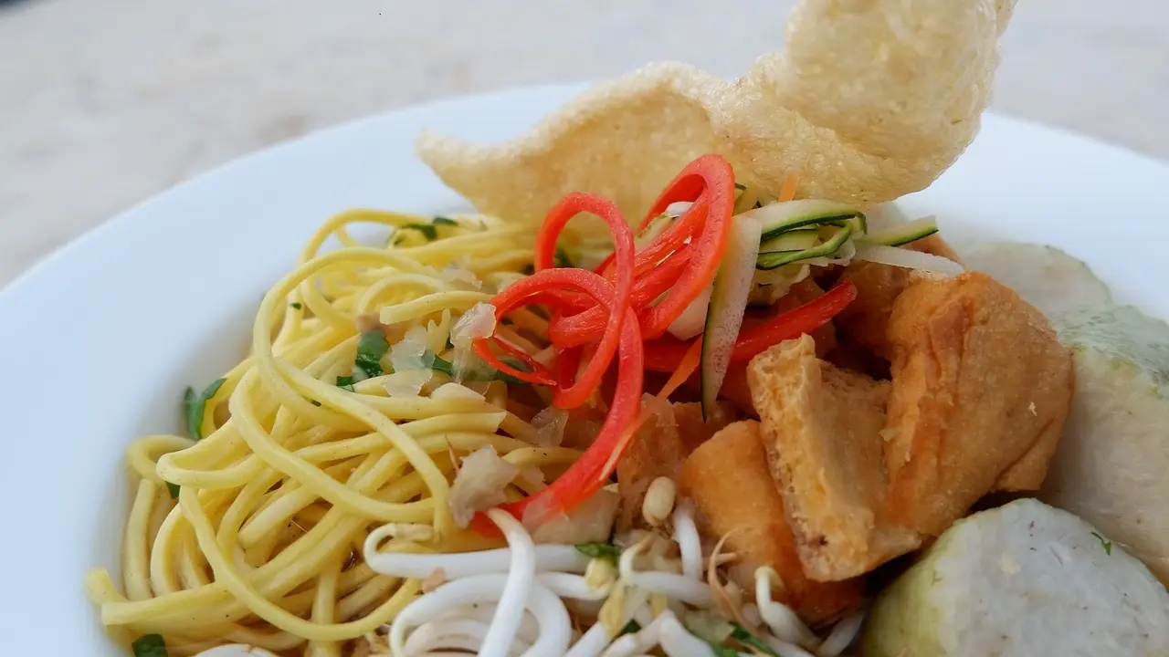 Menyantap Mi Kopyok di Rooftop Hotel Semarang